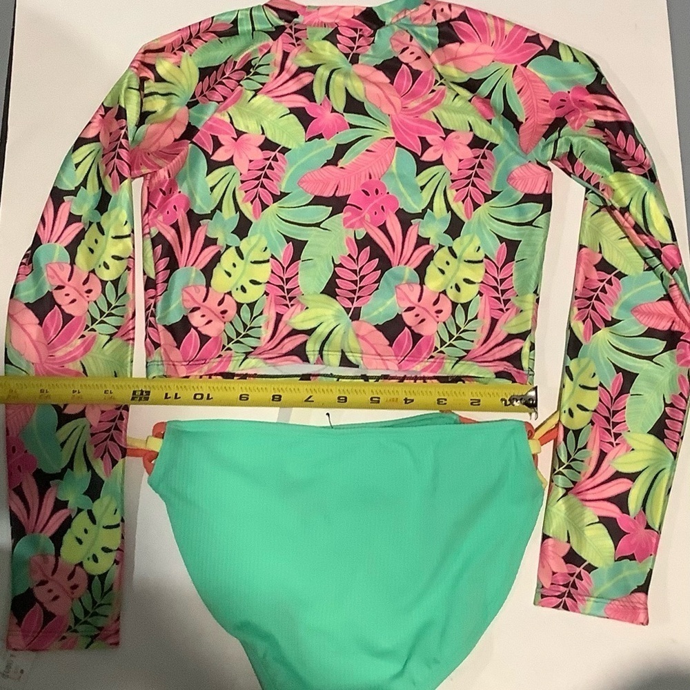 Cat & Jack Colorful Leaf Print Rashguard Set - Picture 3 of 5
